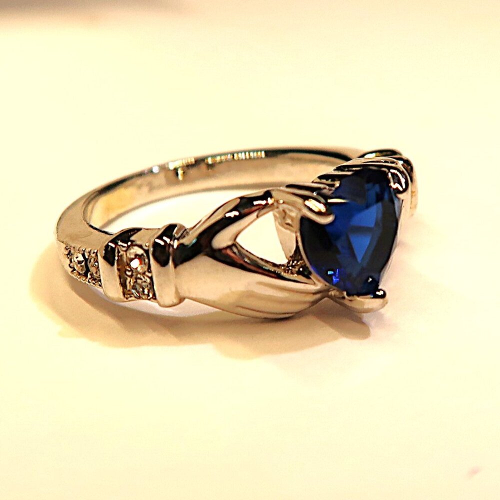 Tell the Surgeon Not to Drop It Silver Tone Ring Hands Holding My Blue Heart - Picture 9 of 9